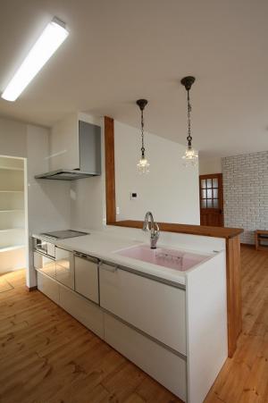 ～タッチ水栓で効率のいいキッチン～