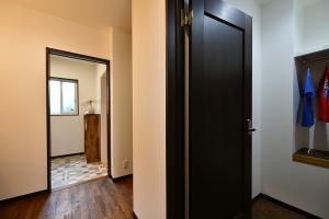 1階のウォークインから
脱衣室を見たところ